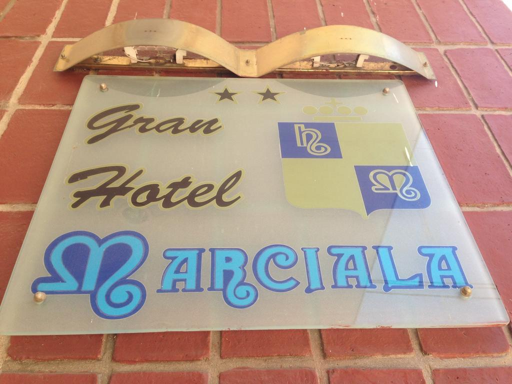 Hotel Marciala Villa Carlos Paz Extérieur photo